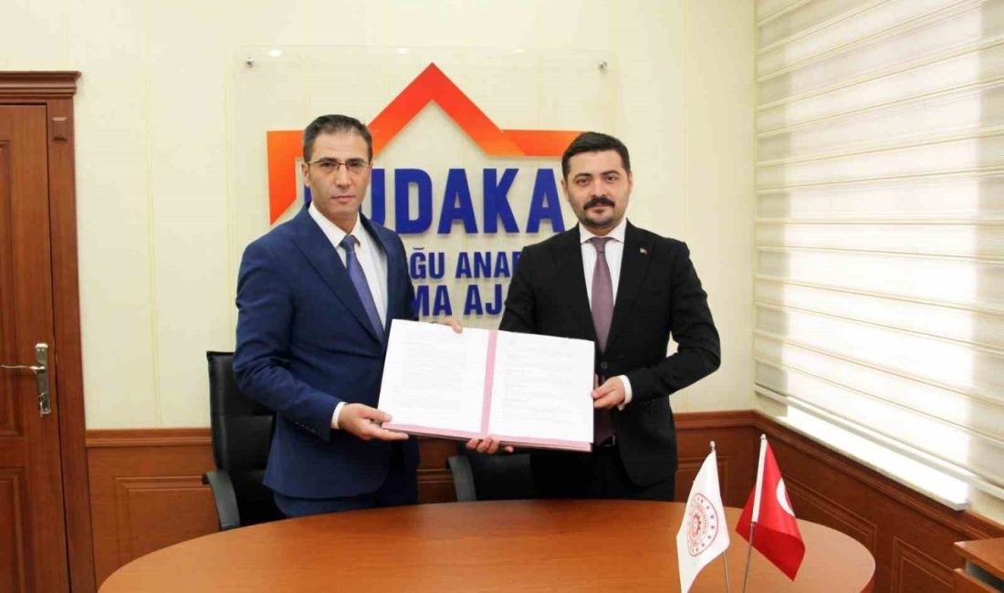 “Yapay Zeka Uygulamaları Eğitim Protokolü” imzalandı Erzincan, Bayburt ve Erzurum’da gazetecilere yapay zeka uygulamaları eğitimi verilecek.