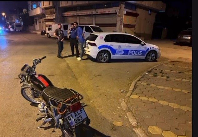 Yüreğir’de ‘Huzur ve Güven’ uygulaması Adana’nın Yüreğir ilçesinde YKS nedeniyle bölgede ‘Huzur ve Güven’ uygulaması