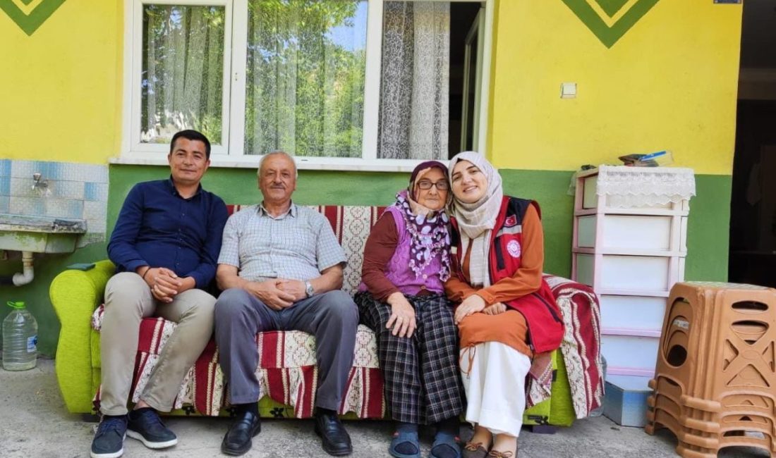Zonguldak’ta bayramda şehit aileleri ve gaziler unutulmadı Zonguldak Aile ve Sosyal Hizmetler İl Müdürlüğü, şehit yakınları ve