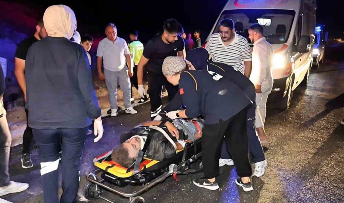 Alkollü ve ehliyetsiz sürücünün kontrolünden çıkan araç şarampole takla attı: 2 yaralı Aksaray’da alkol aldıktan sonra direksiyon başına geçen 19 yaşındaki ehliyetsiz