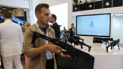 Milli Savunma Bakanlığı AR-GE Merkezi tarafından geliştirilen LEVENT köşe atış