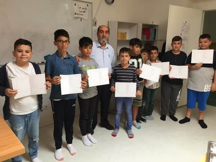 Aydınlı Zeki Hoca, emekli olduktan sonra hayatını Almanya’daki gençlere adadı Aydın’da yaklaşık 30 yıl imamlık yapan ve görev süresi içerisinde