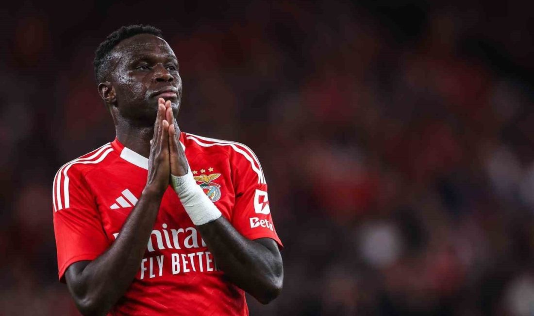 Benfica’da Bruma sezonu kapattı Portekiz ekiplerinden Benfica, Fenerbahçe ile oynanan hazırlık maçında sakatlanan Portekizli