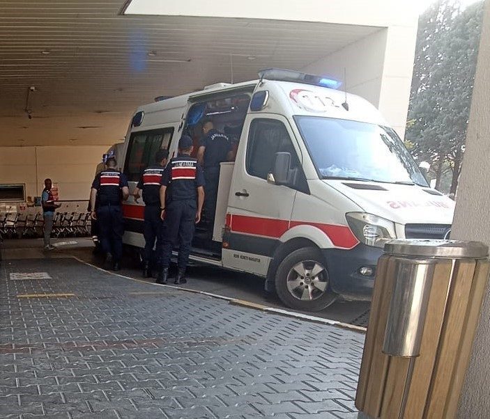Bolu’da cezaevinde bir mahkum, bıçakla başka bir mahkumu öldürdü Bolu F Tipi Yüksek Güvenlikli Kapalı Cezaevinde çıkan kavga bir