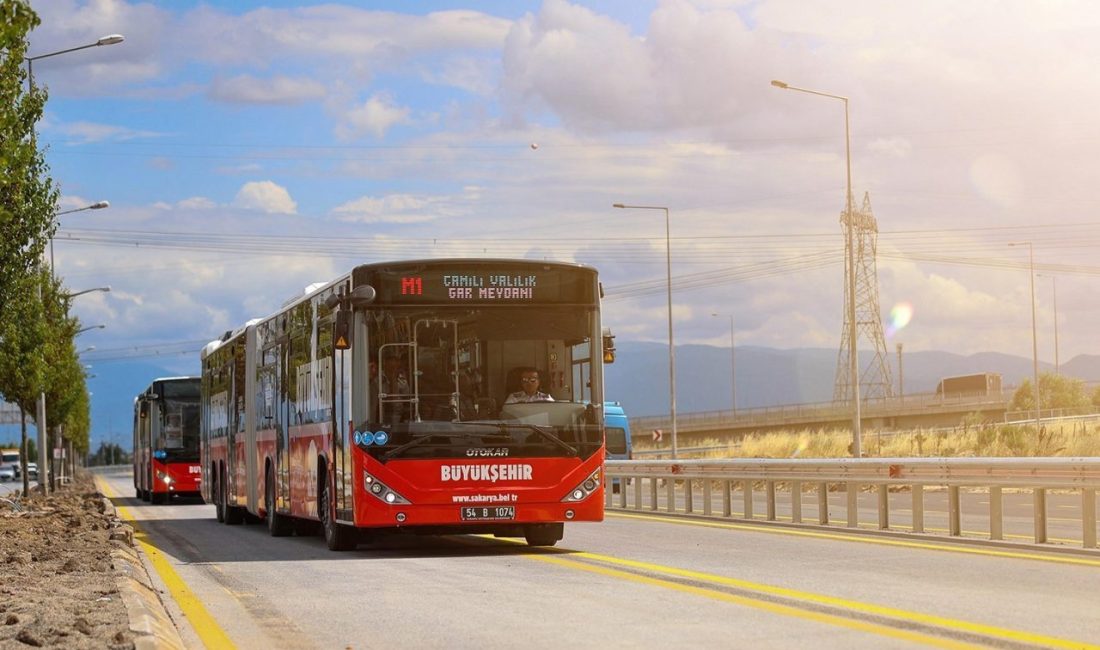 Büyükşehir’den ulaşımda dijital kolaylık Sakarya Büyükşehir Belediyesi, ulaşımda maksimum memnuniyet hedefi doğrultusunda dijitalleşme adımlarını