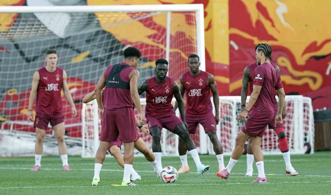 Galatasaray, yeni sezon hazırlıklarını bugün yaptığı antrenmanla sürdürdü. Kemerburgaz Metin
