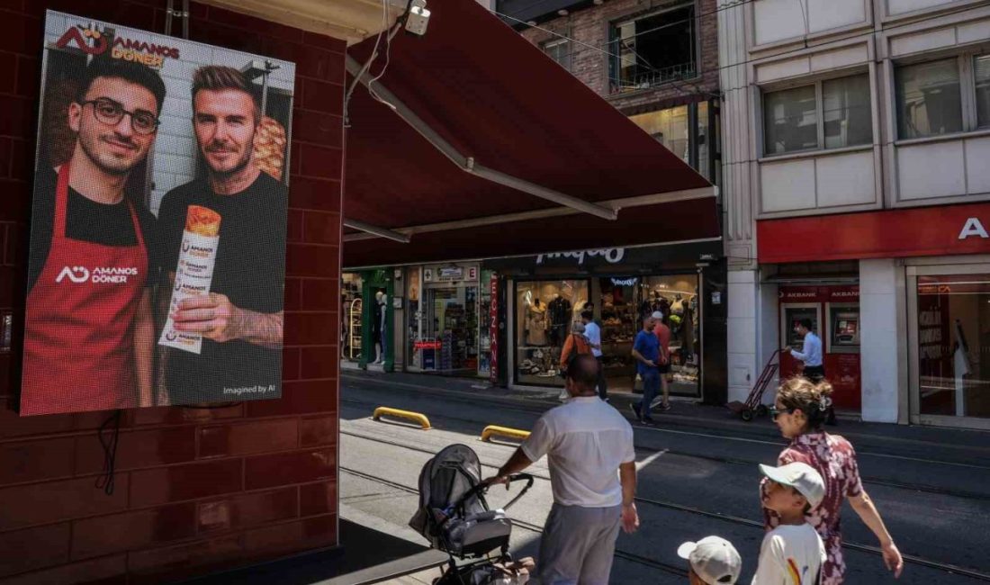 İstanbul’da bir dönercinin ChatGPT ile ürettiği ‘ünlü fotoğrafları’ gerçeğinden daha