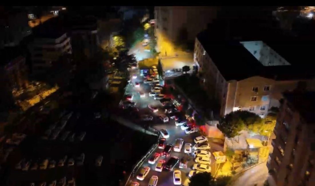 İstanbul’da çeşitli suçlara karışan yeni nesil suç örgütlerine operasyon: 27 şüpheli tutuklandı İstanbul genelinde, ‘kasten öldürme’ gibi çeşitli suçlara karıştığı tespit edilen