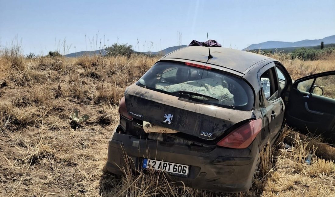Konya’da kontrolden çıkan otomobil ekin tarlasına savruldu: 4 yaralı Konya’nın Beyşehir ilçesinde yoldan çıkarak ekin tarlasına savrulan otomobildeki 4