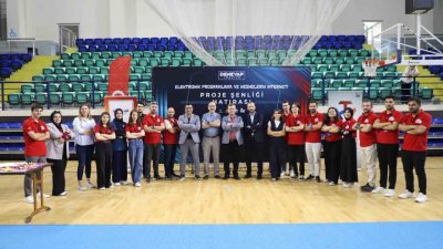 Kütahya’da düzenlenen Deneyap Şenliği, teknoloji ve yeniliğin heyecanıyla Yeni Spor