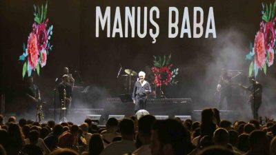 Denizli Motorlu Taşıtlar Fuarının 4. gününde sahne alan Manuş Baba