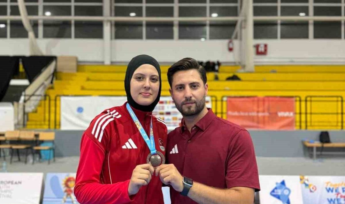 Milli sporcu Elifnaz, yaz olimpiyatlarında Aydın’ı gururlandırdı Avrupa Gençlik Yaz Olimpiyatları Festivali’nde (EYOF) Türkiye’yi temsil eden Elifnaz