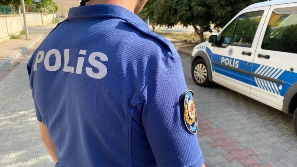 Öldüresiye darp ettiler, yakalanıp cezaevine gönderildiler Aydın’ın Nazilli ilçesinde bir şahsı öldüresiye darp edip ağır şekilde