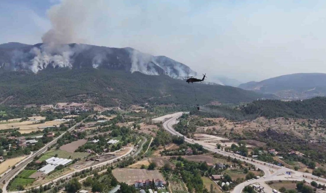 Orman yangınında engebe ve dağlık alanlarda dumanlar yükselmeye devam ediyor Karabük’te günlerdir devam eden orman yangınında yaklaşık 97 saat geride