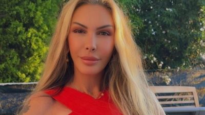 Estetik ve Plastik Cerrahi Uzmanı Prof. Dr. Hayati Akbaş, ünlü