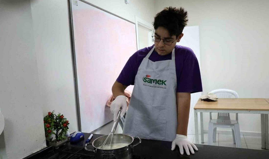 Sakaryalı gençler Büyükşehirle İtalyan mutfağında Her hafta farklı kültürlerden, farklı lezzetlerin hazırlandığı Sakarya Büyükşehir Belediyesi