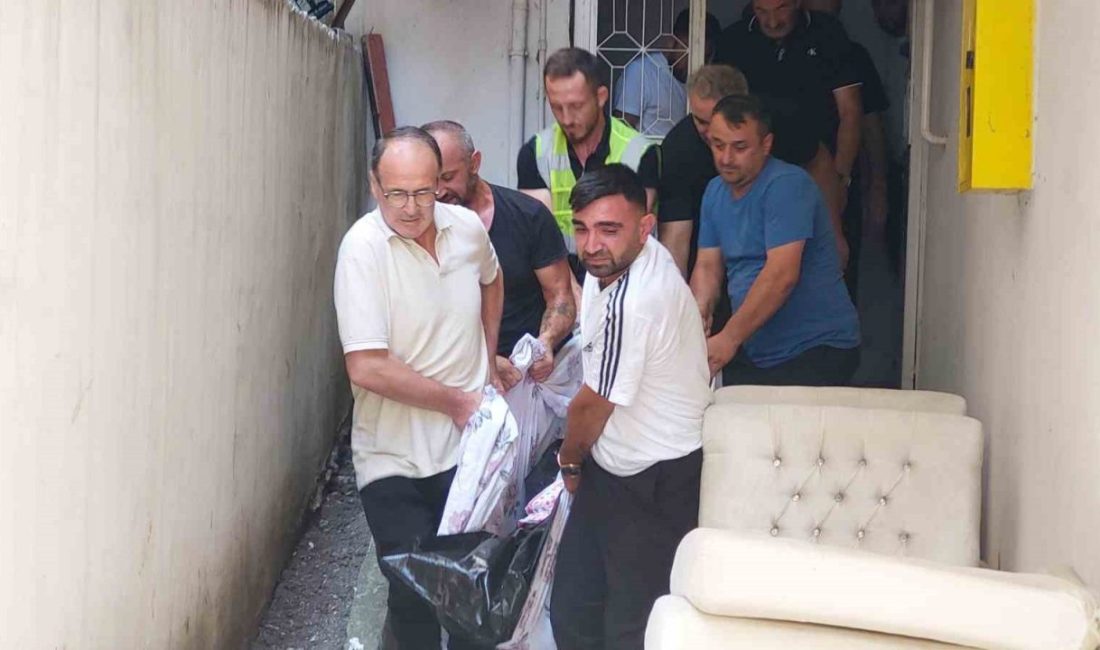 Samsun’da 29 yaşındaki genç arkadaşlarının evinde ölü bulundu Samsun’da 29 yaşındaki genç arkadaşlarının evinde ölü olarak bulundu. Olay,