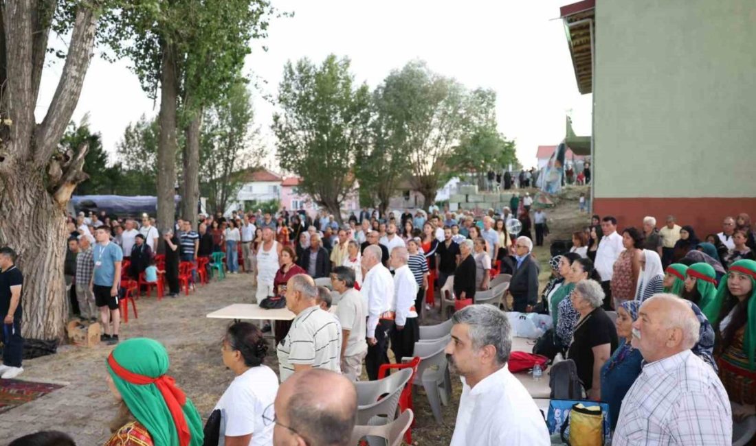 Selçik Köyü’nde Sarı Dede Sultan’a vefa Afyonkarahisar’ın Sandıklı ilçesine bağlı Selçik Köyü, 17. Sarı Dede Sultan