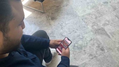 Sosyal Medya Uzmanı Erdem Cırık, “Arkadaşınıza bir emoji attığınızda ve