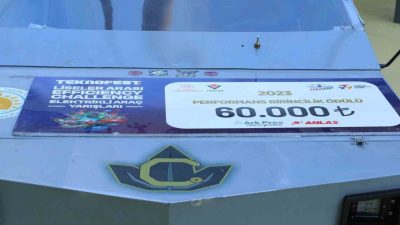 TEKNOFEST’e katılacak liseli öğrencilere farklı renk ve modellerdeki Togg ile