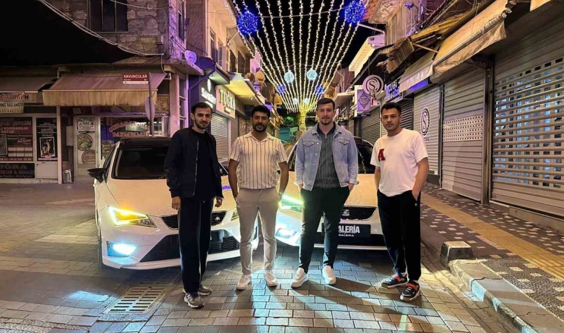 Uzunçarşı, yeni ışıklandırmasıyla Tavşanlı’nın gözdesi oldu Kütahya’nın Tavşanlı ilçesi Durak Mahallesi’nde bulunan Uzunçarşı Caddesi, yapılan yeni