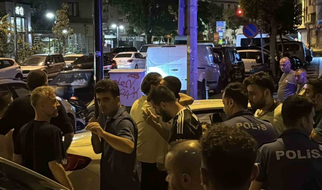 Zeytinburnu’nda intihar teşebbüsünde bulunan şahıs 5 saatin sonunda ikna edildi Zeytinburnu’nda 5 katlı binanın çatısına çıkarak intihar girişiminde bulunan şahıs,