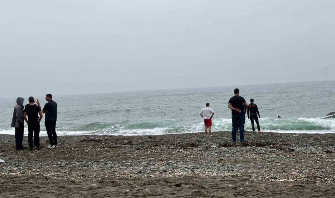 13 yaşındaki çocuk denizde kayboldu Trabzon’un Of ilçesinde 13 yaşındaki bir çocuk denizde kayboldu. Olay