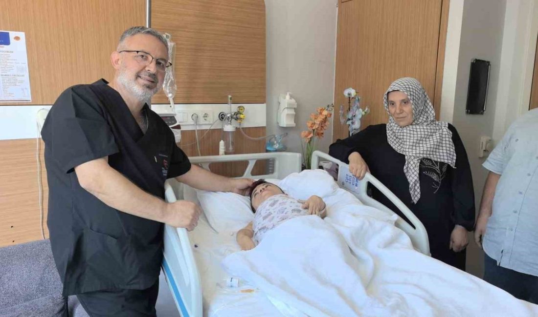 Bursa’nın İnegöl ilçesinde karın ağrısı şikayetiyle gittiği hastanede girdiği operasyonda
