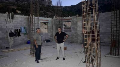 Akçadağ Belediyesi, kırsal mahallelerdeki hizmetlerini kesintisiz devam ettiriyor. Akçadağ Belediye