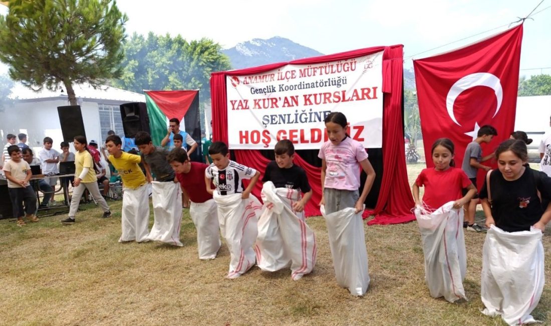 Mersin’in Anamur ilçesinde İlçe Müftülüğü Gençlik Koordinatörlüğü tarafından düzenlenen ’Yaz