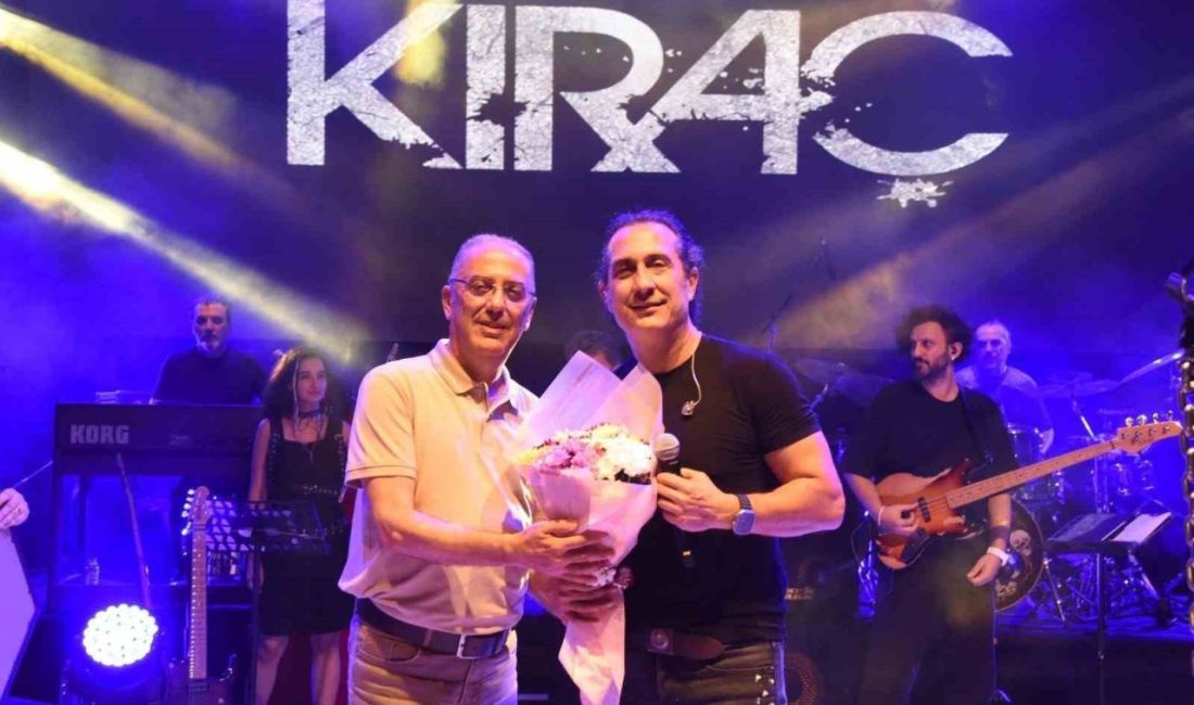 Antakya’da Kıraç rüzgarı esti Hatay’da Antakya Belediyesi ev sahipliğinde düzenlenen Kıraç konserinde vatandaşlar unutulmaz