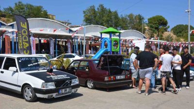 Denizli’nin Babadağ ilçesinde düzenlenen Modifiyeli Araçlar Festivali, güçlü motorlu ve
