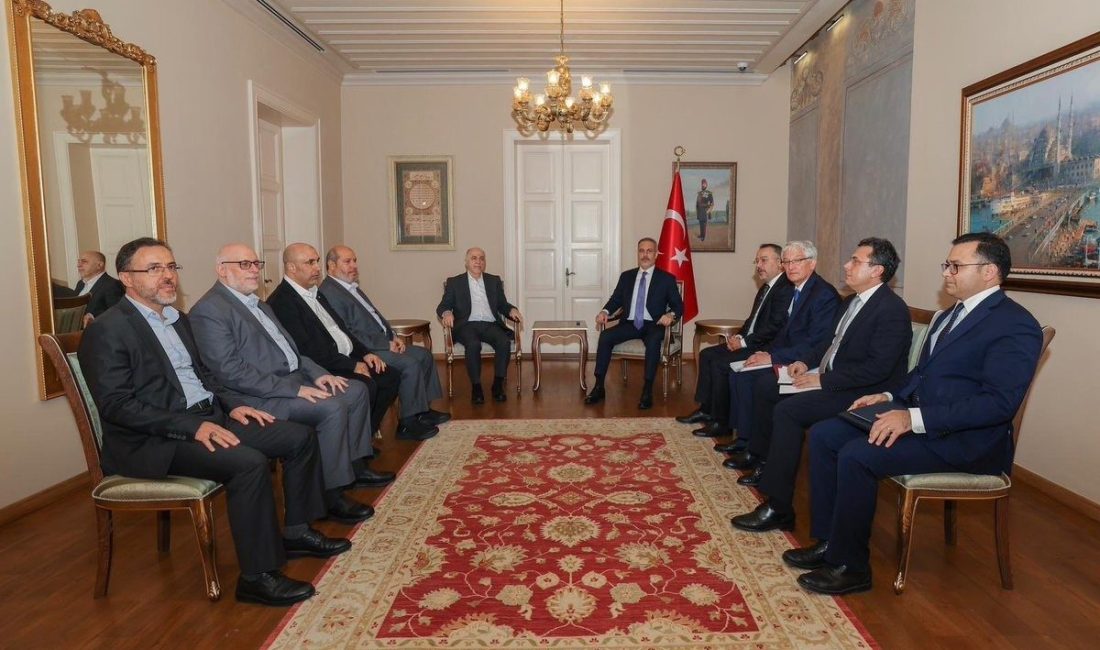 Bakan Fidan, Hamas heyetiyle bir araya geldi Dışişleri Bakanlı Hakan Fidan, Hamas Şura Meclisi Başkanı Muhammed Derviş