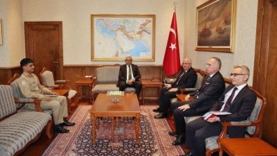 Milli Savunma Bakanı Yaşar Güler, Pakistan’ın Ankara Büyükelçisi Yousaf Junaid’ı