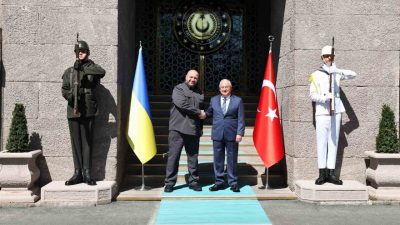 Milli Savunma Bakanı Yaşar Güler, Ankara’ya resmi ziyaret gerçekleştiren Ukraynalı