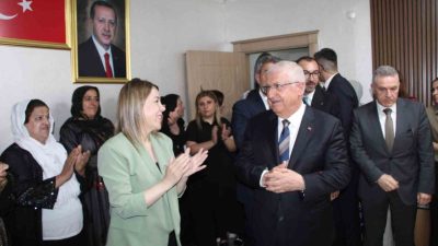 Milli Savunma Bakanı Yaşar Güler, “Türkiye Yüzyılı” buluşmaları kapsamında Şırnak’a