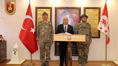 Milli Savunma Bakanı Yaşar Güler, inceleme ve denetlemelerde bulunmak üzere