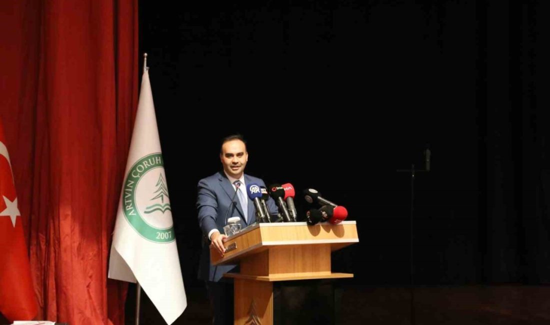 Sanayi ve Teknoloji Bakanı Mehmet Fatih Kacır, Artvin İmam Hatip
