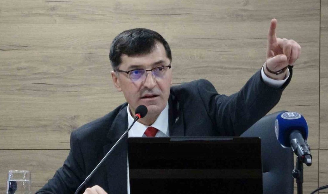 Başkan Eyüp Kahveci’den ’parti değiştireceği’ iddialarına yanıt: “Asılsız ve mesnetsizdir” Kütahya Belediye Başkanı Eyüp Kahveci, son günlerde kamuoyunda yer alan