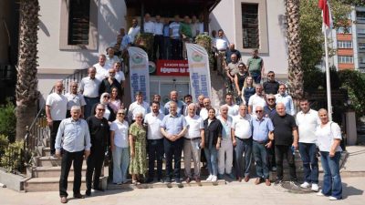 Samsun’da muhtarlarla bir araya gelen İlkadım Belediye Başkanı İhsan Kurnaz,