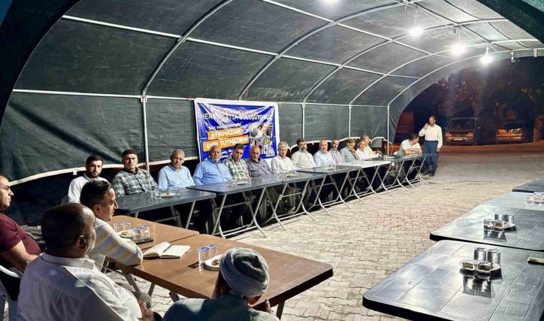 Malatya’nın Akçadağ Belediye Başkanı Hasan Ulutaş, Doğu Mahallesi’ni ziyaret ederek