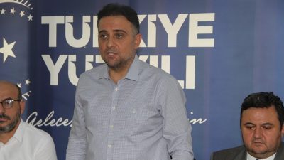 AK Parti Manisa Milletvekili Murat Baybatur, Kula İlçe Teşkilatı’nda partililere