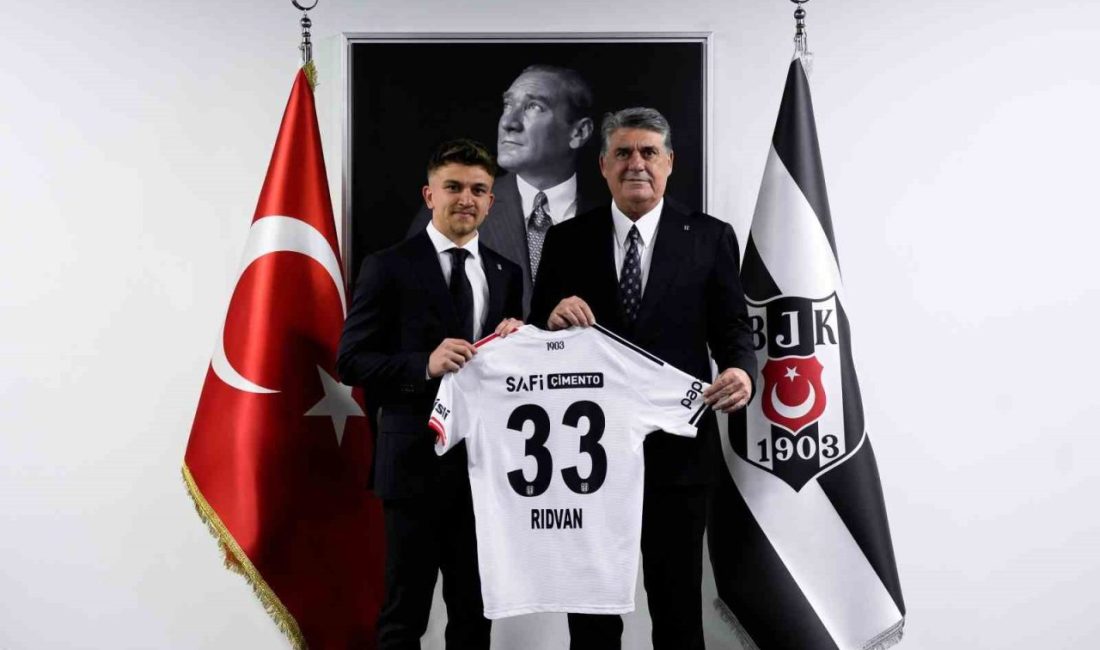 Beşiktaş, Rıdvan Yılmaz’ı kadrosuna kattı Beşiktaş, İskoç ekibi Rangers’ta forma giyen milli oyuncu Rıdvan Yılmaz’ı