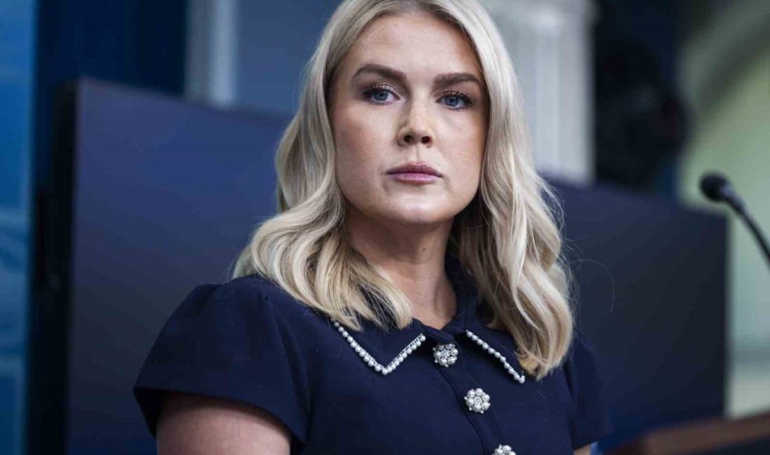 Beyaz Saray Sözcüsü Karoline Leavitt, ABD Başkanı Donald Trump ile