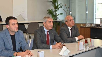 Beypazarı Kaymakamı Ünal Coşkun ve beraberindeki heyet, OSTİM Organize Sanayi