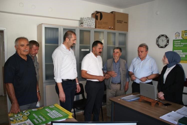 Bilecik’te “Genel Tarım Sayımı” projesi hayata geçirildi Bozüyük Kaymakamı Adem Öztürk, İlçe Tarım ve Orman Müdürlüğü bünyesinde