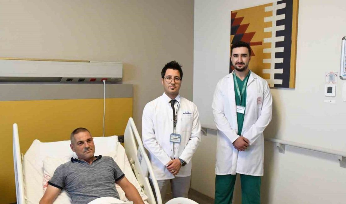 Yozgat’ta yaşayan 45 yaşındaki Serhat Evran’ın böbreğinden 100’e yakın taş