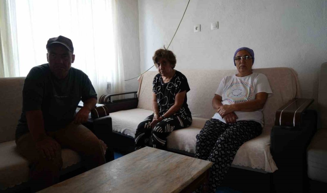 Büyükşehirden köye umutlu dönüş: Engeli kardeşlerine yuva kurmak isteyen abla hayaline kavuştu Ankara’daki zorlu yaşamı geride bırakan Karaçay ailesi, memleketleri Kırıkkale’nin İmirli