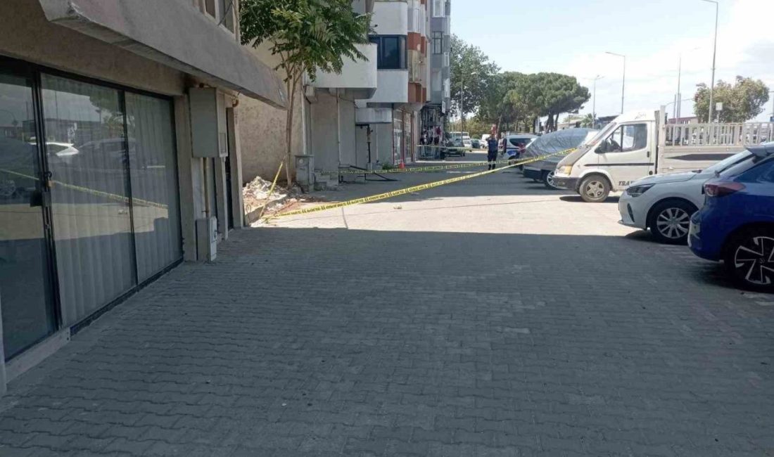 Çanakkale’de alacak verecek tartışmasında bir kişi yaralandı Çanakkale’de gayrimenkul danışmanlığı yapan Recep Uyanık (50) işyerine gelen Ali