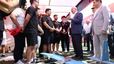 Çanakkale’nin Gökçeada ilçesinde Havacılık, Uzay ve Teknoloji Festivali (TEKNOFEST) 2025